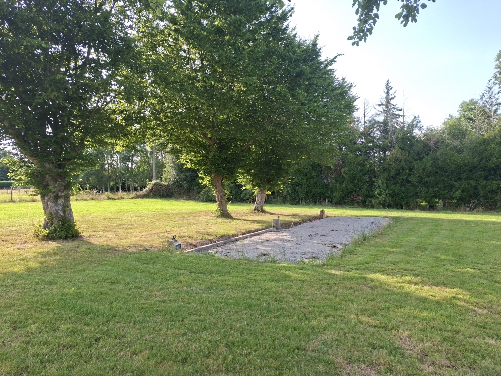 TERRAIN DE PETANQUE 18 RUE DU RAVIN