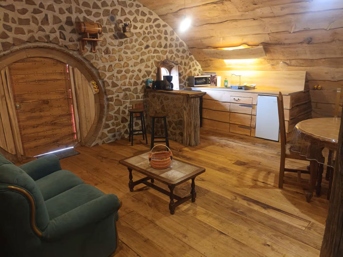 Hobbit Creux de Crique