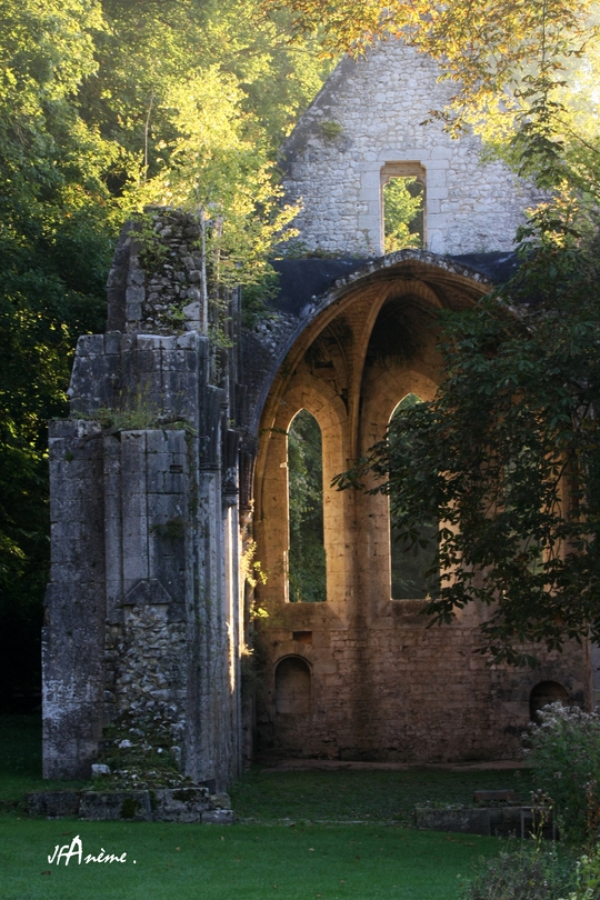 Abbaye Notre-Dame de Fontaine-Guérard - photo 7