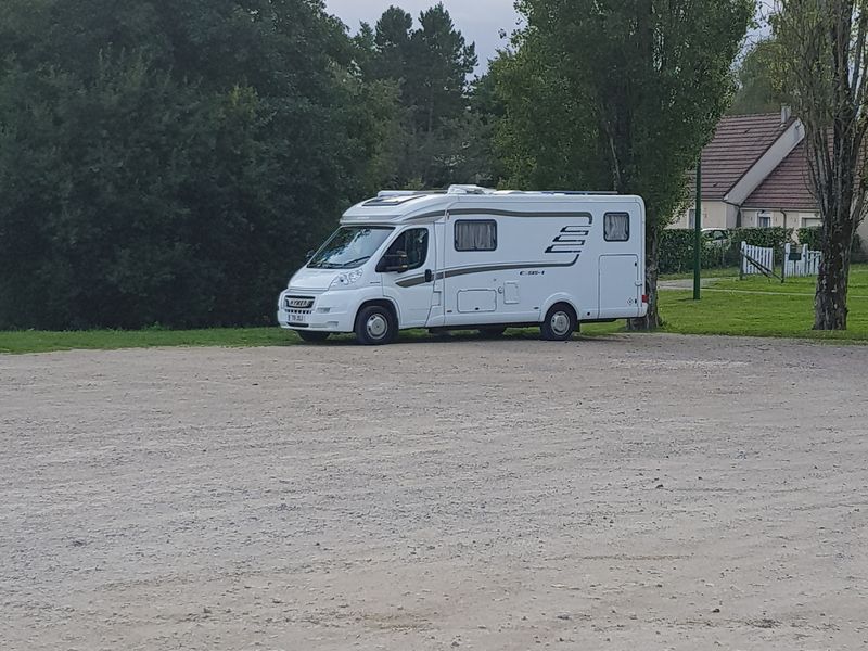 © Mairie Aire-Camping Car La Madeleine Bouvet