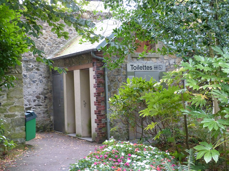 Aire de Pique Nique > Jardin des plantes