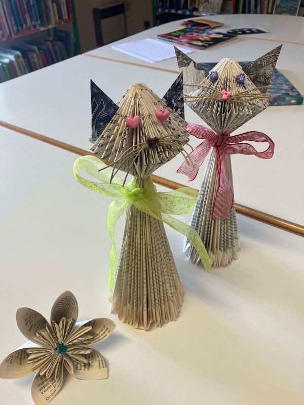 Domfront En Poiraie : Atelier créatif : réalisation d'un chat en papier