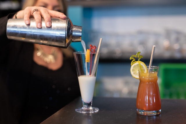 bar (1)