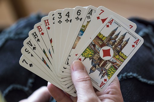 belote (pixabay) pixabay belote (pixabay)