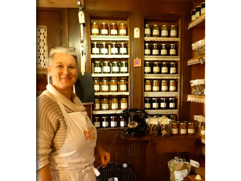 @ OT Suisse Normande au Houlme boutiquelaurence3