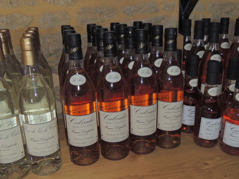 ©Orne Tourisme Cave cidricole Hugues Desfriéches - Ste Marguerite de Carrouges