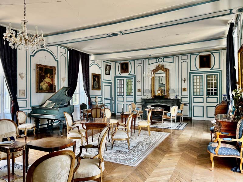 ©Château des Feugerets Château des Feugerets - La Chapelle Souef