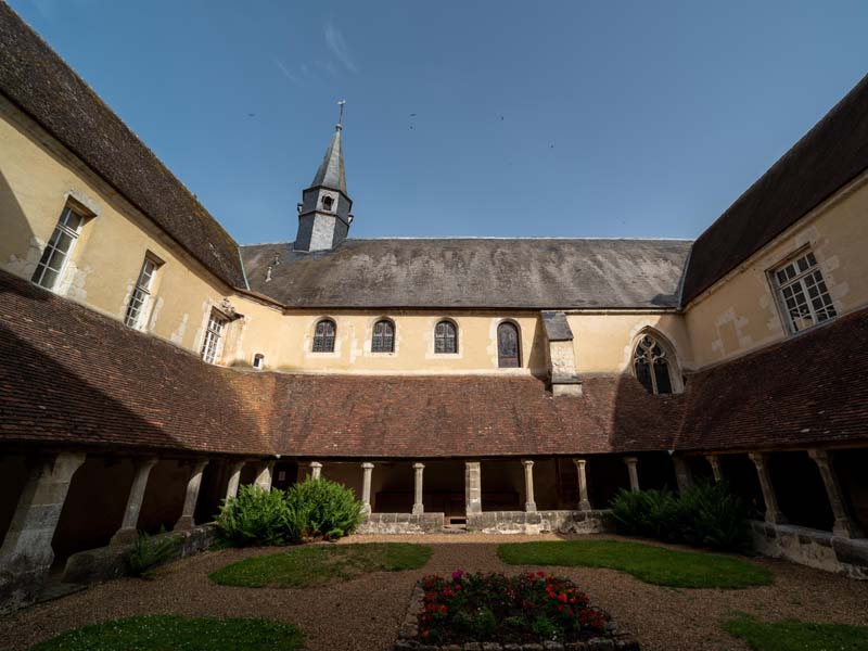 ©David Commenchal-CD61 Cloître - Mortagne au Perche