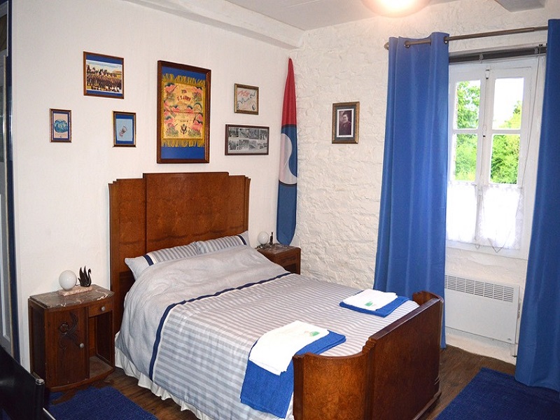 Le Pont de la Pierre Vintage B&B