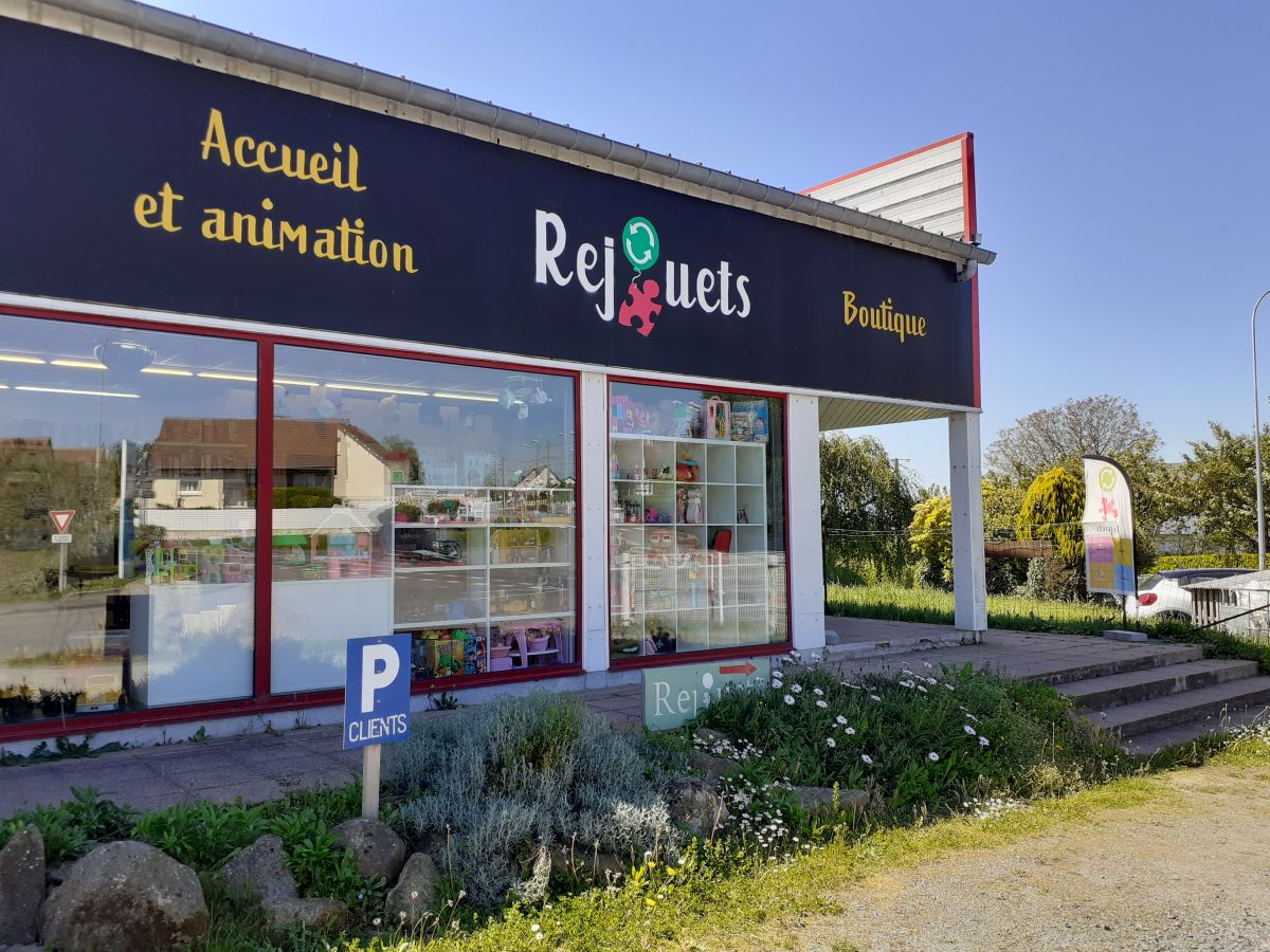 Rejouets
