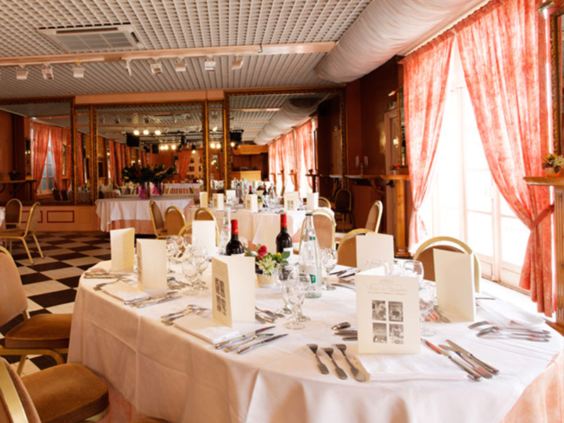 © apicius Hôtel du Dauphin Hôtel du Dauphin - l'Aigle