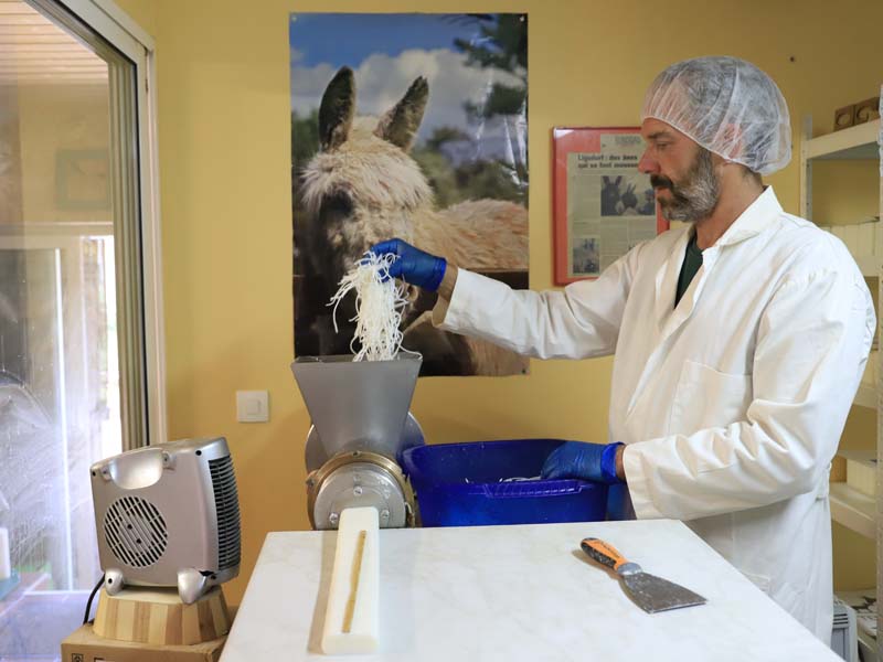 ©J.E. Rubio - CD61 Mélisâne - Le Bouillon