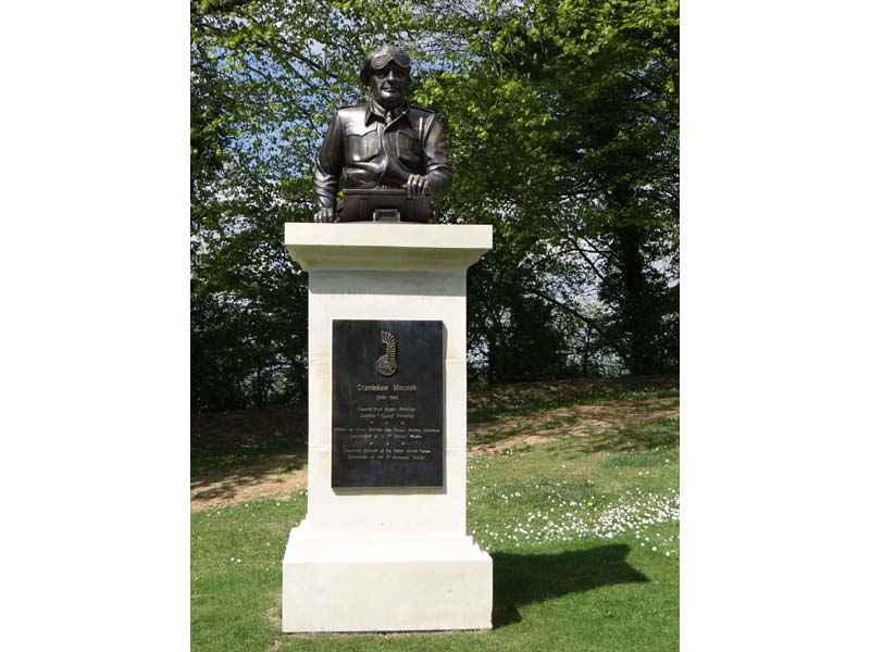 ©Orne Tourisme Mémorial de Montormel