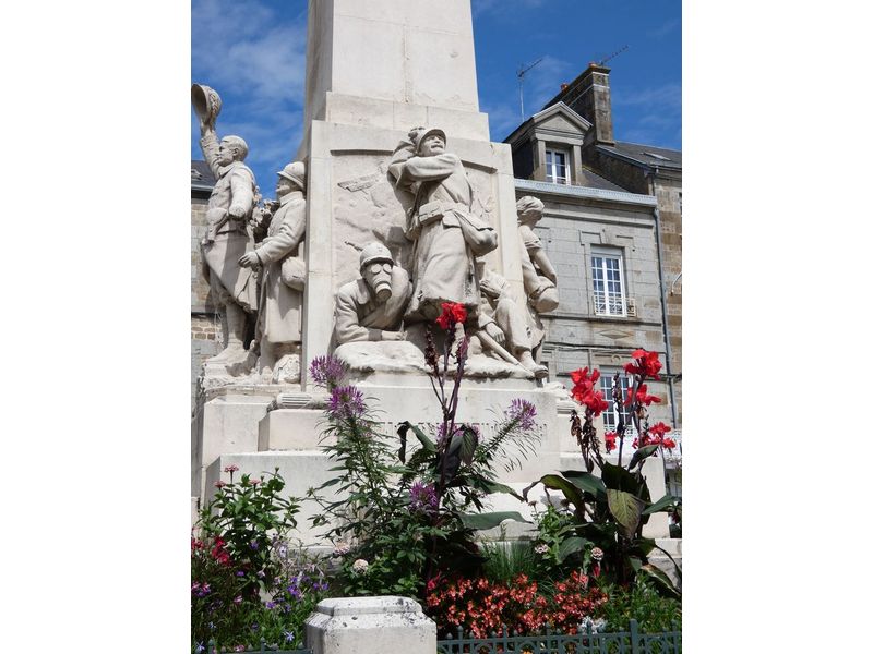 Montagnes de Normandie Tourisme monument victoire ©OT Montagnes de Normandie800