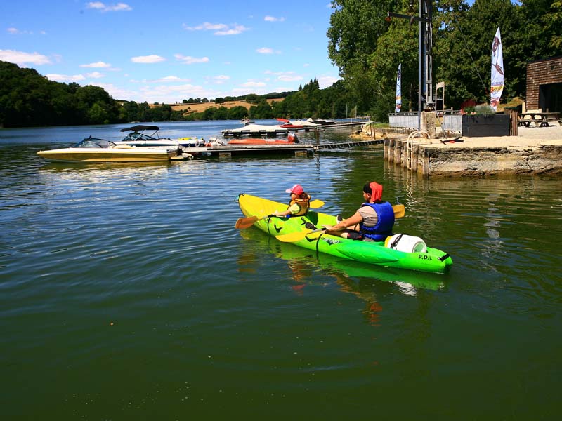 ©JE Rubio Motonautisme en Suisse Normande - Putanges le Lac