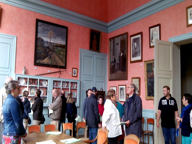 Domfront En Poiraie : Visite du musée Léandre - salle des Mariages