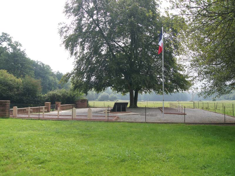 © ONACVG Calvados Nécropole des Gateys - St Nicolas des Bois