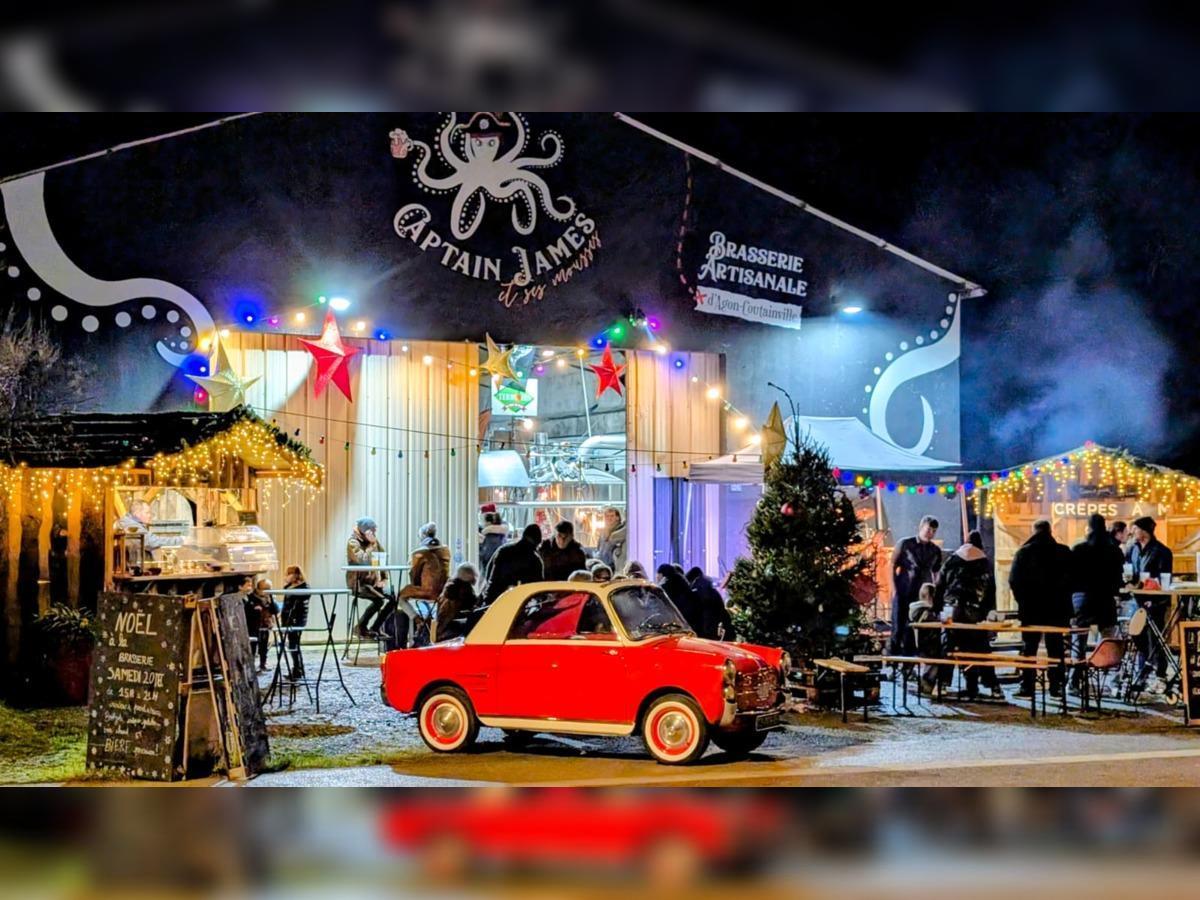 Le petit marché de Noël de la brasserie
