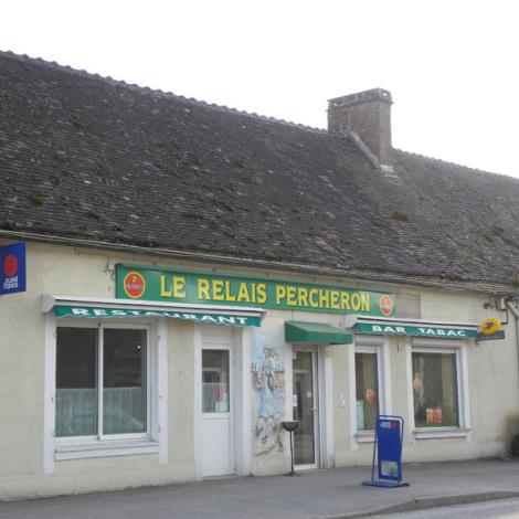 © relais percheron
