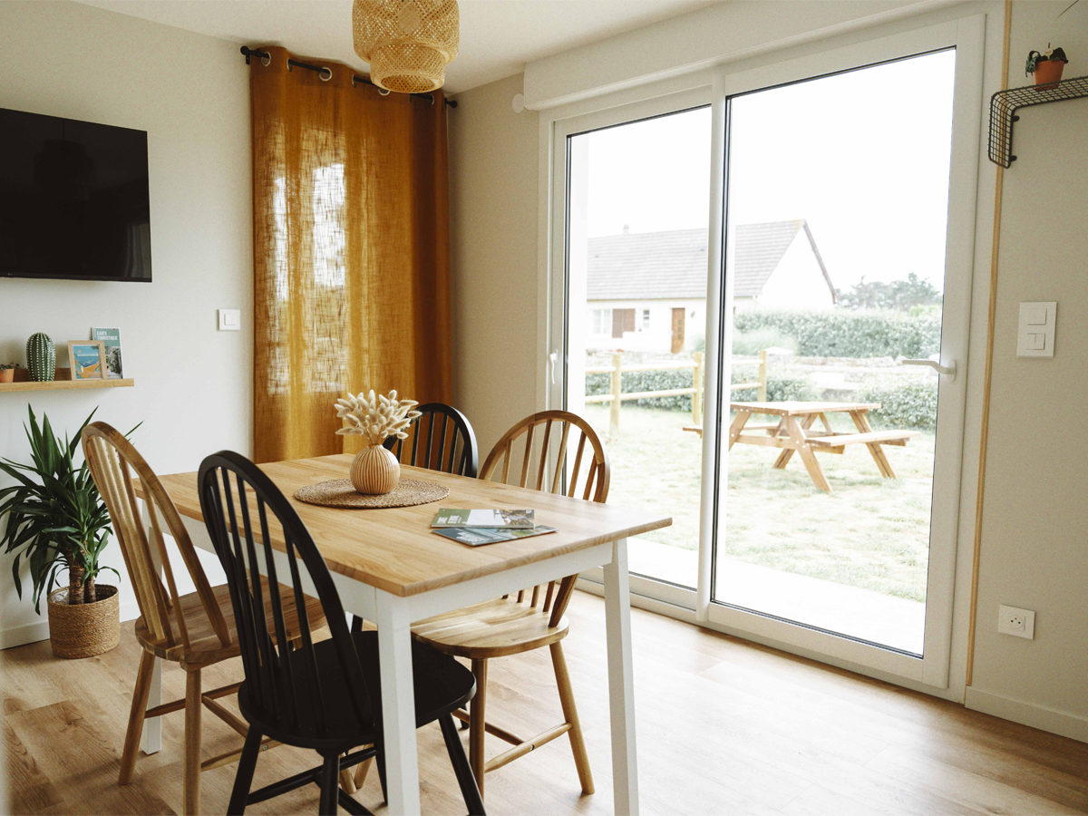 Surtain Guest House