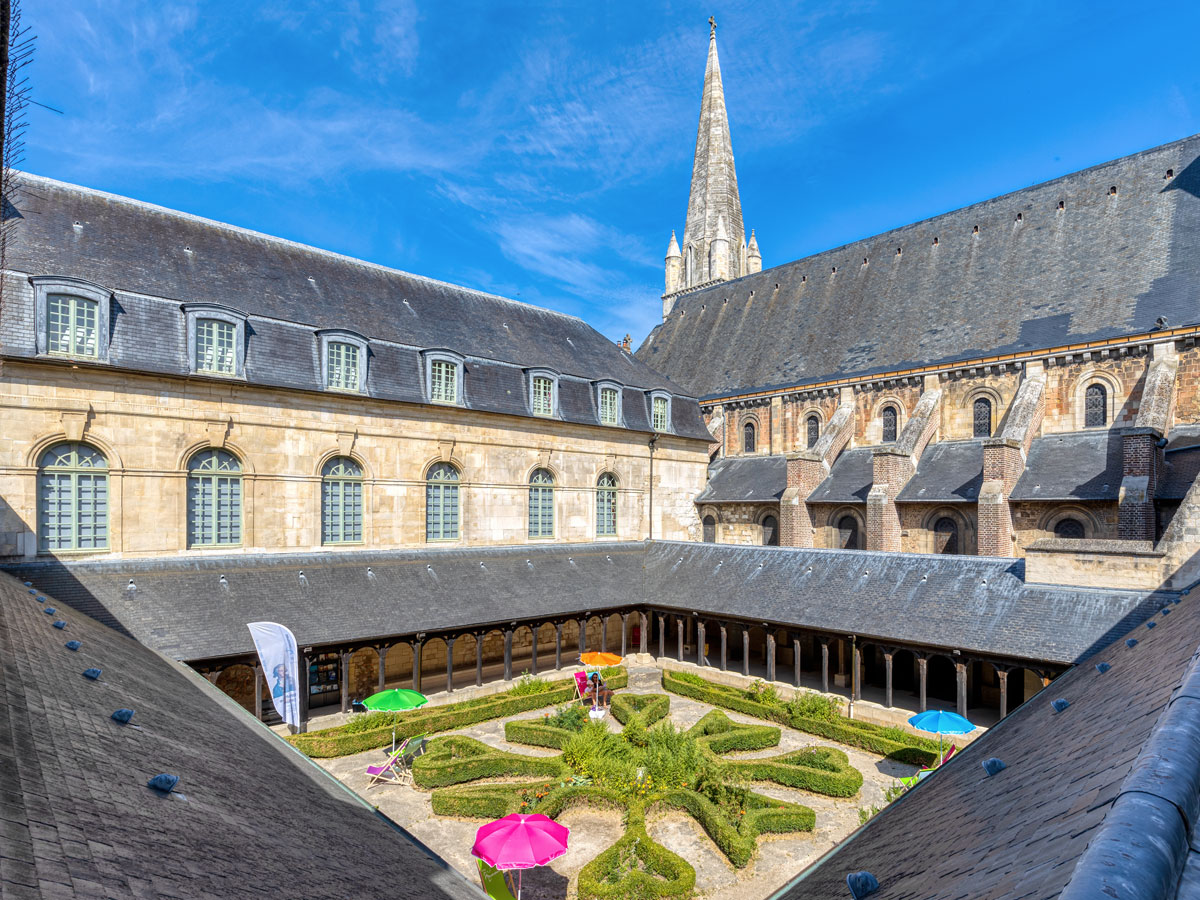 Abbaye de Montivilliers - Cloître